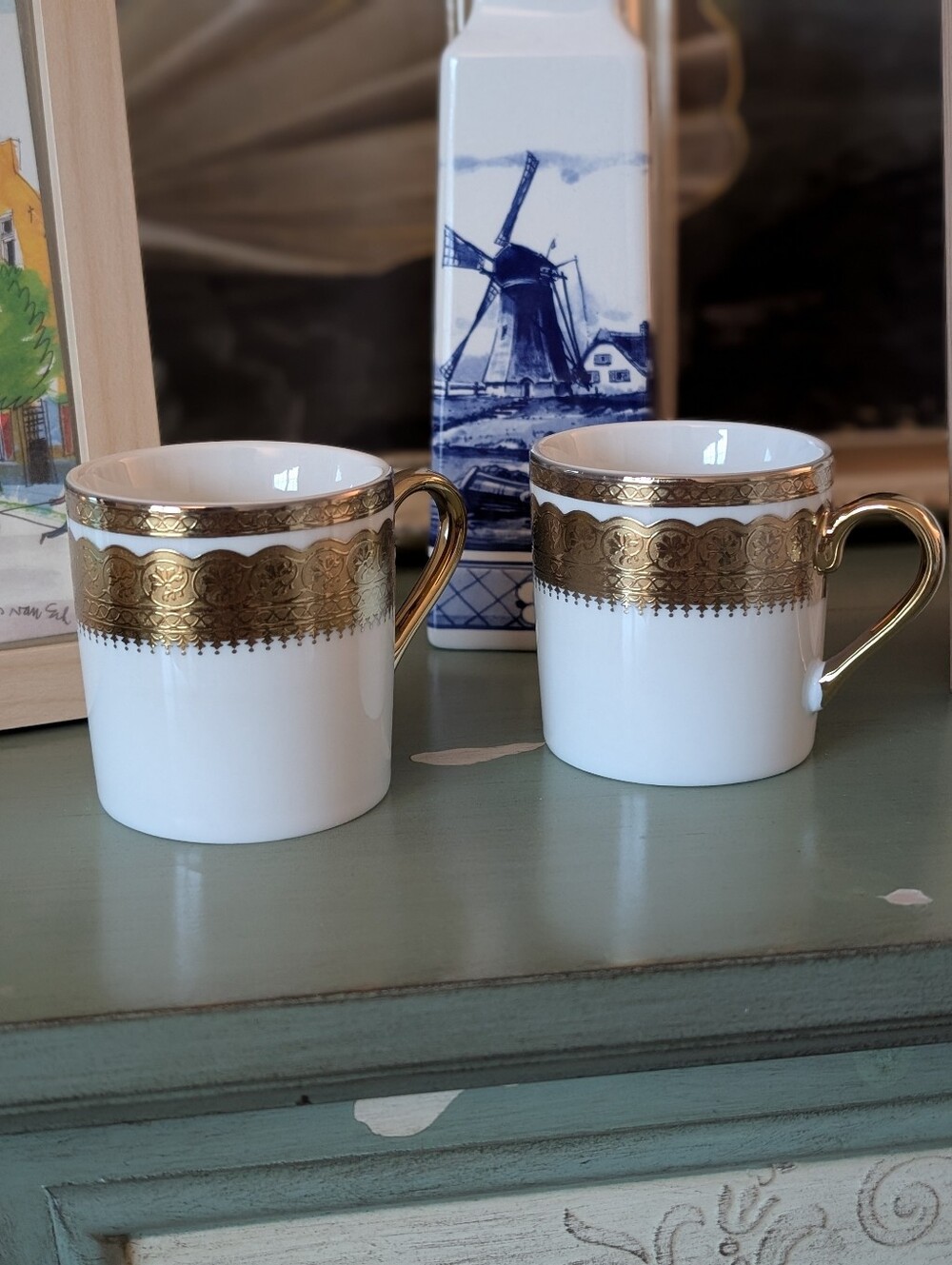 White and Gold Porcelain Espresso Cup with Decorative Band - Picture 3 of 4